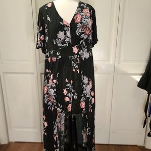 Romper walk through dress Torrid size 26. Beautiful flattering design.